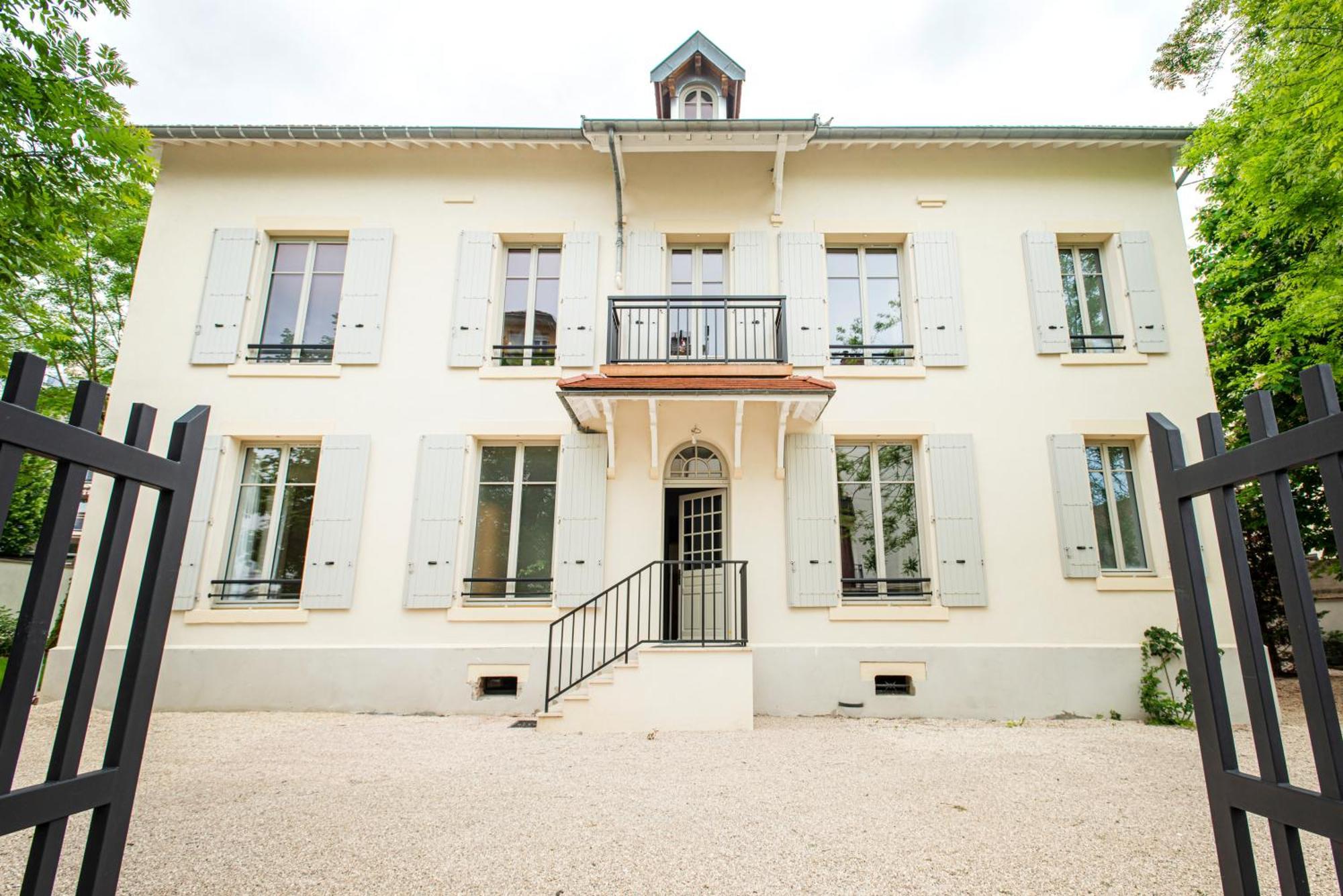 Villa Marie Et Martin Дижон Экстерьер фото